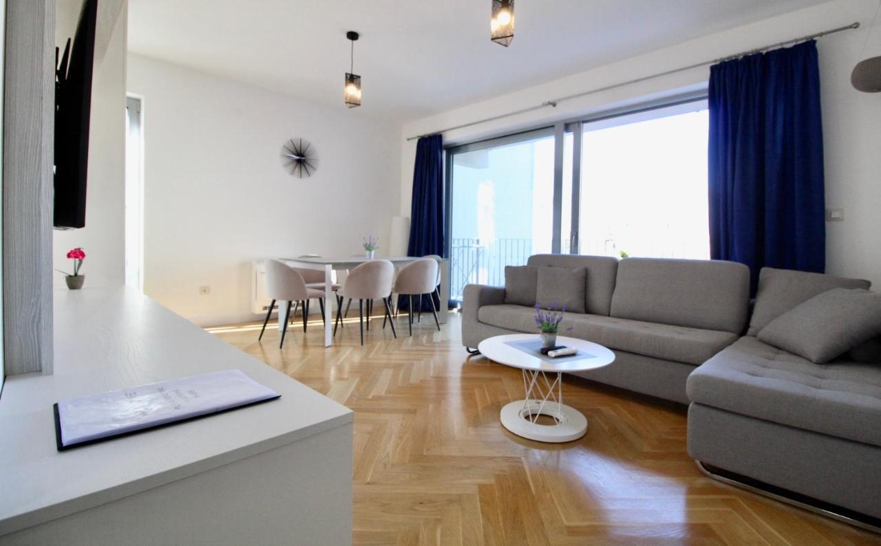 2Bd New Dobrota Apt With Bay Views Kotor Luaran gambar